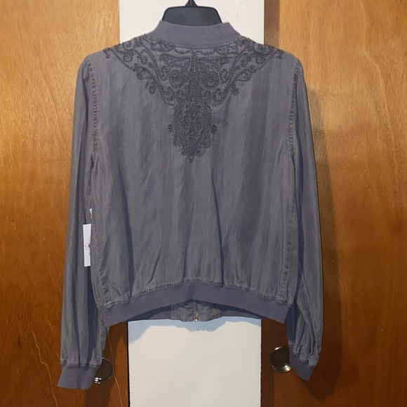 🩶NWT Jessica Simpson Embroidered Light Bomber Jacket in Light Grey - Picture 6 of 14